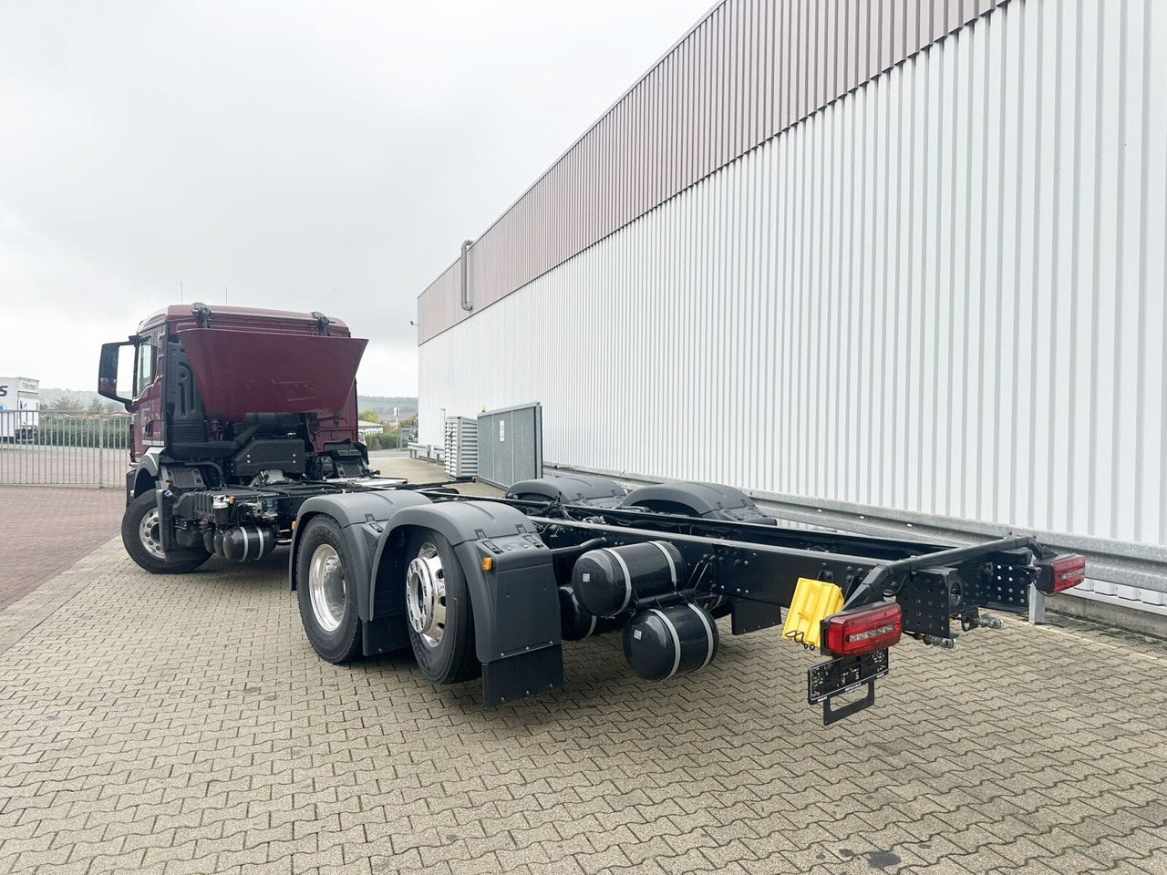 Nov Tovornjak-šasija MAN TGS 26.440 6x2-4 LL CH TGS 26.440 6x2-4 LL CH, Lenk-/Liftachse, Navi, LED: slika 12