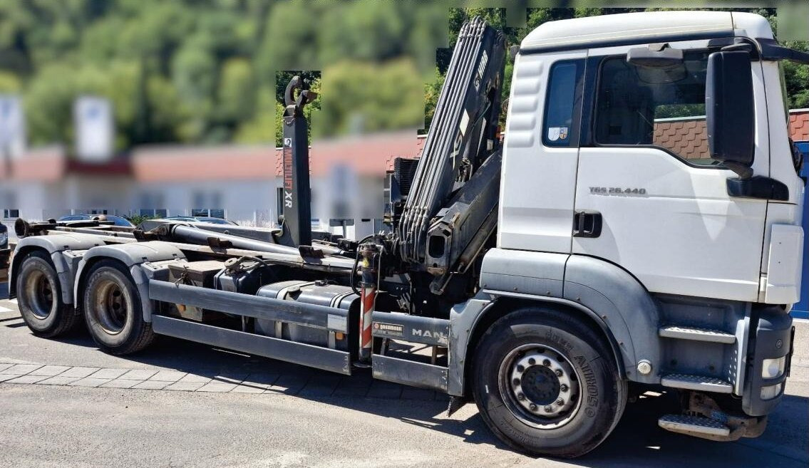 MAN TGS 26.440 BB 6x4 TGS 26.440 BB/6x4 Hiab Kran 166 BS-2-Hiduo, Multilift XR 21 S 59 Abrollanlage - Kotalni prekucni tovornjak, Tovornjak z dvigalom: slika 1 MAN TGS 26.440 BB 6x4 TGS 26.440 BB/6x4 Hiab Kran 166 BS-2-Hiduo, Multilift XR 21 S 59 Abrollanlage - Kotalni prekucni tovornjak, Tovornjak z dvigalom: slika 1
