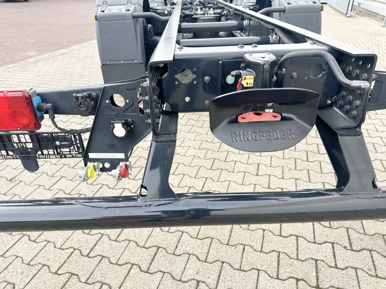 MAN TGS 26.480 6x2-4 LL TGS 26.480 6x2-4 LL, Retarder, Lenk-/Liftachse, Standklima - Tovornjak-šasija: slika 2 MAN TGS 26.480 6x2-4 LL TGS 26.480 6x2-4 LL, Retarder, Lenk-/Liftachse, Standklima - Tovornjak-šasija: slika 2