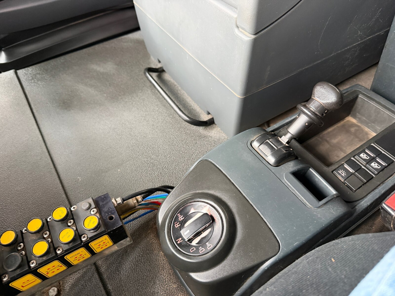 MAN TGS 26.480 6x4 BL TGS 26.480 6x4 BL, Motorabtrieb, Navi, Intarder, Hyva 20.60 S - Kotalni prekucni tovornjak: slika 3 MAN TGS 26.480 6x4 BL TGS 26.480 6x4 BL, Motorabtrieb, Navi, Intarder, Hyva 20.60 S - Kotalni prekucni tovornjak: slika 3