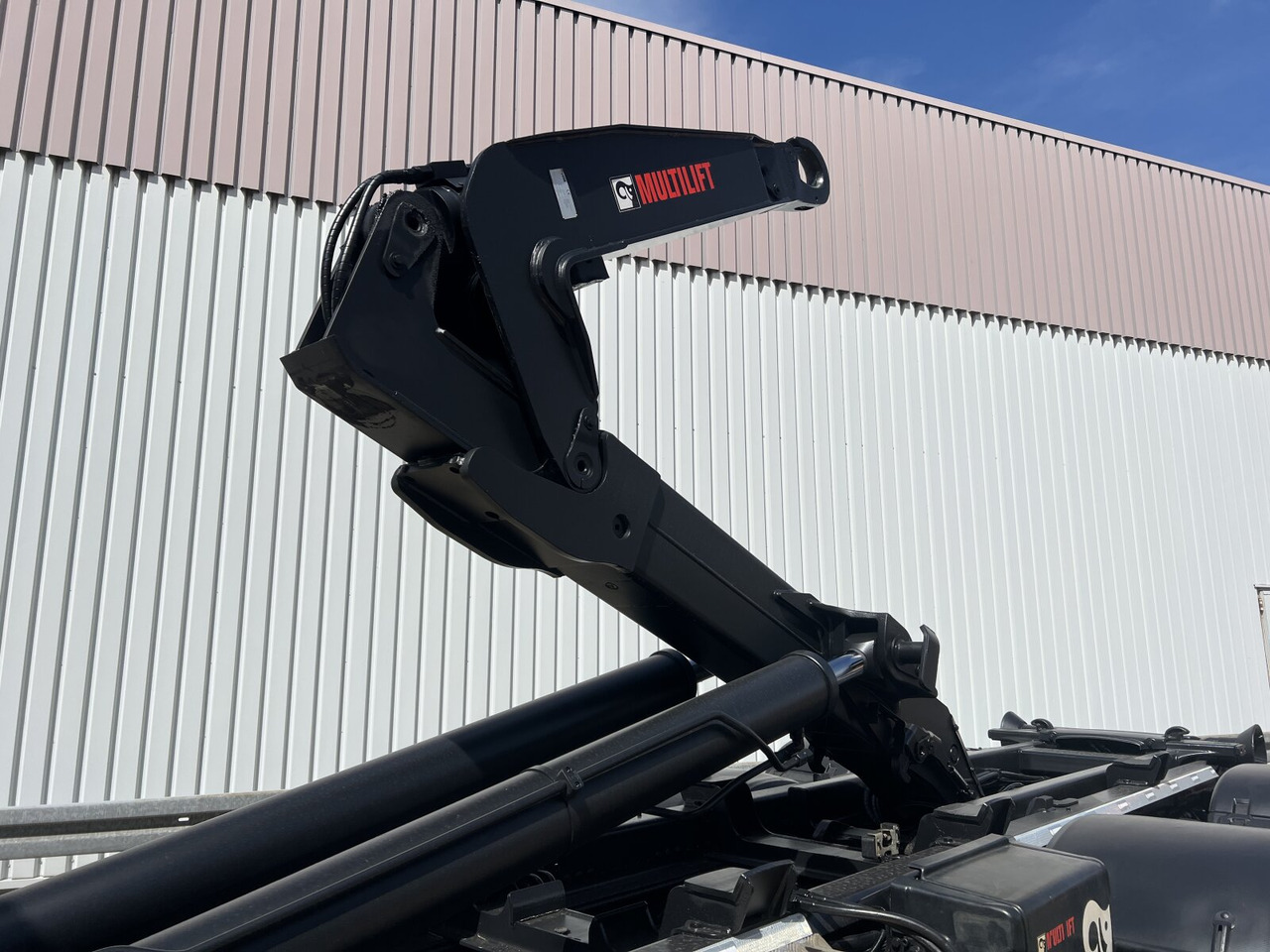 MAN TGS 26.500 6x4H-4 BL TGS 26.500 6x4H-4 BL, HydroDrive, PriTarder, Lenk-/Liftachse, AT-Motor - Kotalni prekucni tovornjak: slika 2 MAN TGS 26.500 6x4H-4 BL TGS 26.500 6x4H-4 BL, HydroDrive, PriTarder, Lenk-/Liftachse, AT-Motor - Kotalni prekucni tovornjak: slika 2