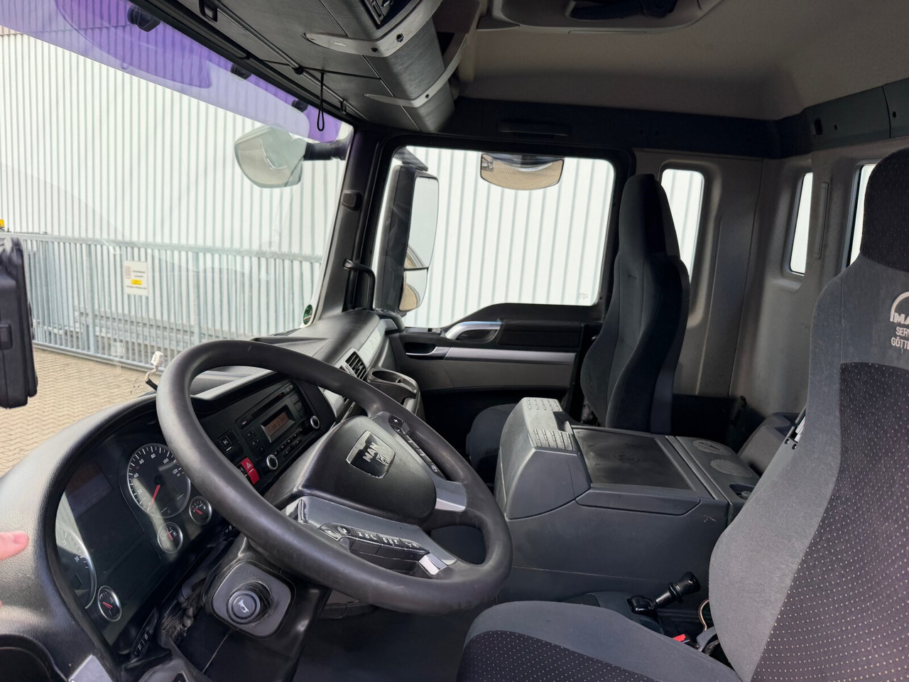 MAN TGS 26.540 6x4 BL TGS 26.540 6x4 BL, Intarder, Bordmatik - Tovornjak prekucnik: slika 3 MAN TGS 26.540 6x4 BL TGS 26.540 6x4 BL, Intarder, Bordmatik - Tovornjak prekucnik: slika 3