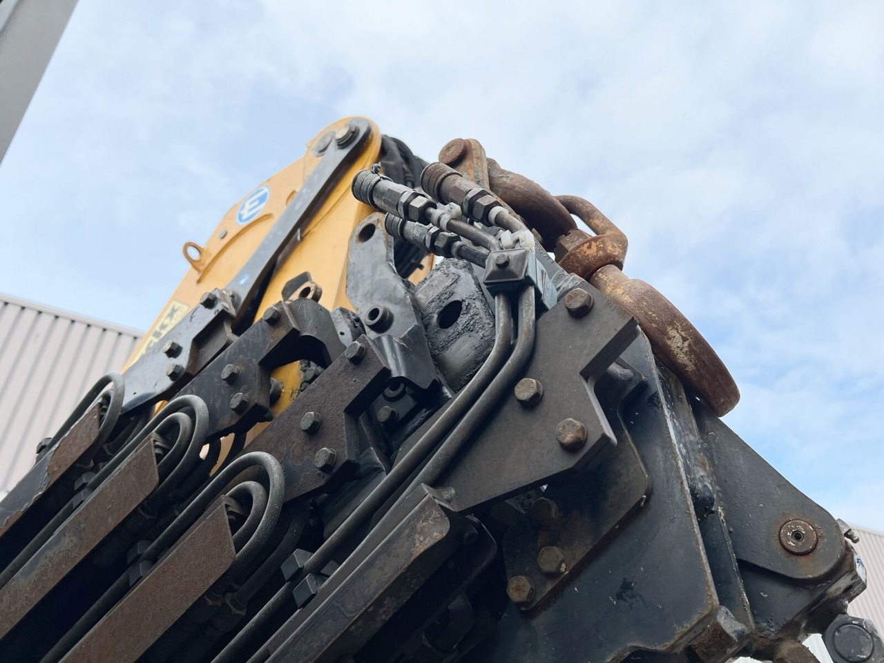 MAN TGS 33.440 6X4 BL TGS 33.440 6X4 BL mit Kran Effer 165-3S, Funk - Kotalni prekucni tovornjak, Tovornjak z dvigalom: slika 5 MAN TGS 33.440 6X4 BL TGS 33.440 6X4 BL mit Kran Effer 165-3S, Funk - Kotalni prekucni tovornjak, Tovornjak z dvigalom: slika 5