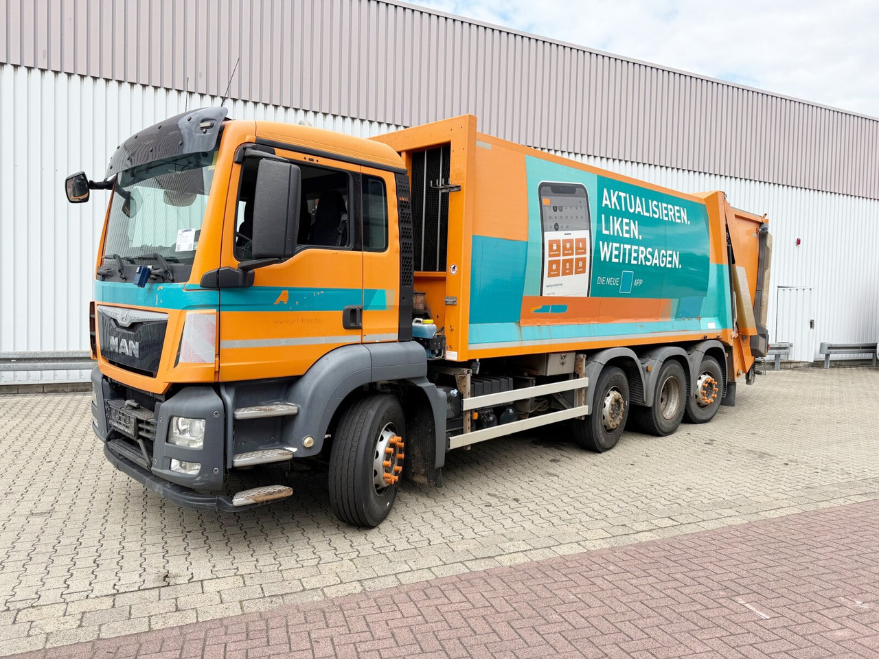 MAN TGS 35.360 8x2-6 BL TGS 35.360 8x2-6 BL, 2x Lenkachse, Zöller Medium XL, Zöller-Schüttung - Smetarski tovornjak: slika 1 MAN TGS 35.360 8x2-6 BL TGS 35.360 8x2-6 BL, 2x Lenkachse, Zöller Medium XL, Zöller-Schüttung - Smetarski tovornjak: slika 1