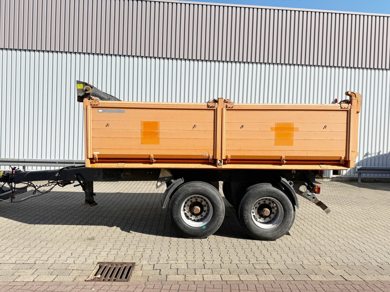 Meiller Meiller MZDA 18/2 Meiller MZDA 18/2, geteilte Alu-Bordwände, ca. 11m³ - Kiper prikolica: slika 4 Meiller Meiller MZDA 18/2 Meiller MZDA 18/2, geteilte Alu-Bordwände, ca. 11m³ - Kiper prikolica: slika 4