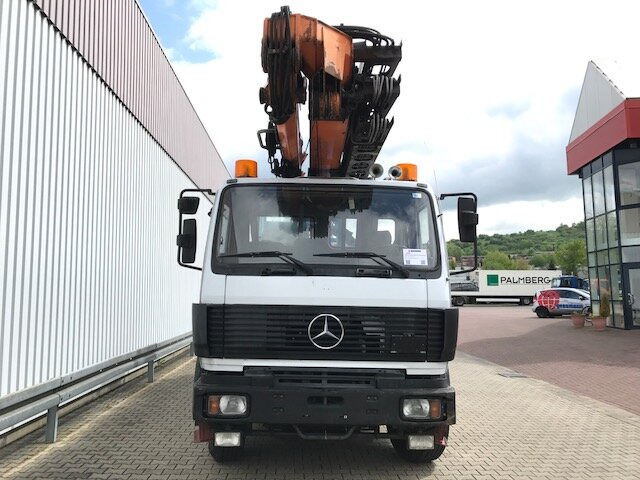 Tovornjak z dvigalom, Tovornjak s kesonom Mercedes-Benz 2638 K 6x4 mit Heckkran Palfinger PK 68000 2638 K 6x4 mit Heckkran Palfinger PK 68000: slika 8