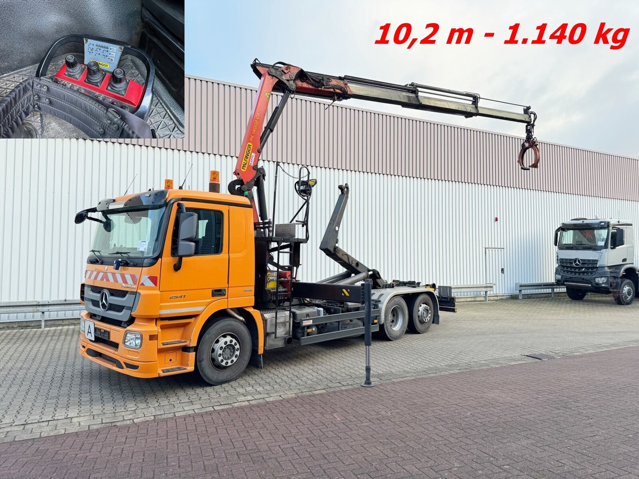 Mercedes-Benz Actros 2541 L 6x2 Actros 2541 L 6x2, Lenkachse, Meiller RK 20.65, Kran Palfinger PK 14002-EH, Funk - Kotalni prekucni tovornjak, Tovornjak z dvigalom: slika 1 Mercedes-Benz Actros 2541 L 6x2 Actros 2541 L 6x2, Lenkachse, Meiller RK 20.65, Kran Palfinger PK 14002-EH, Funk - Kotalni prekucni tovornjak, Tovornjak z dvigalom: slika 1