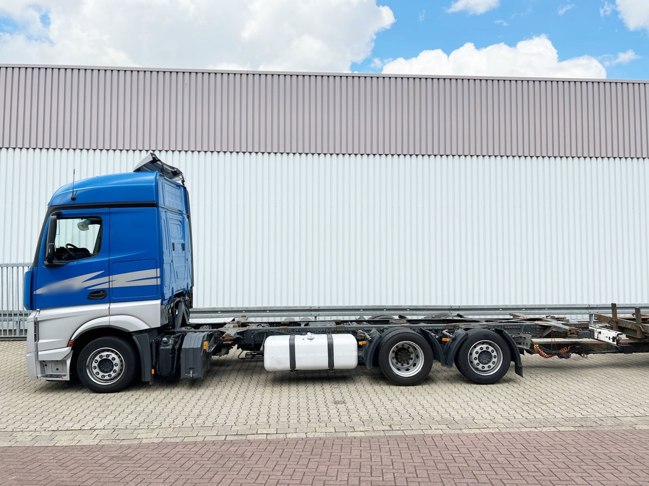 Kontejnerski tovornjak/ Tovornjak z zamenljivim tovoriščem Mercedes-Benz Actros 2542 L/nR 6x2 Actros 2542 L/nR 6x2, Retarder, Standklima, StreamSpace, SoloStar: slika 12