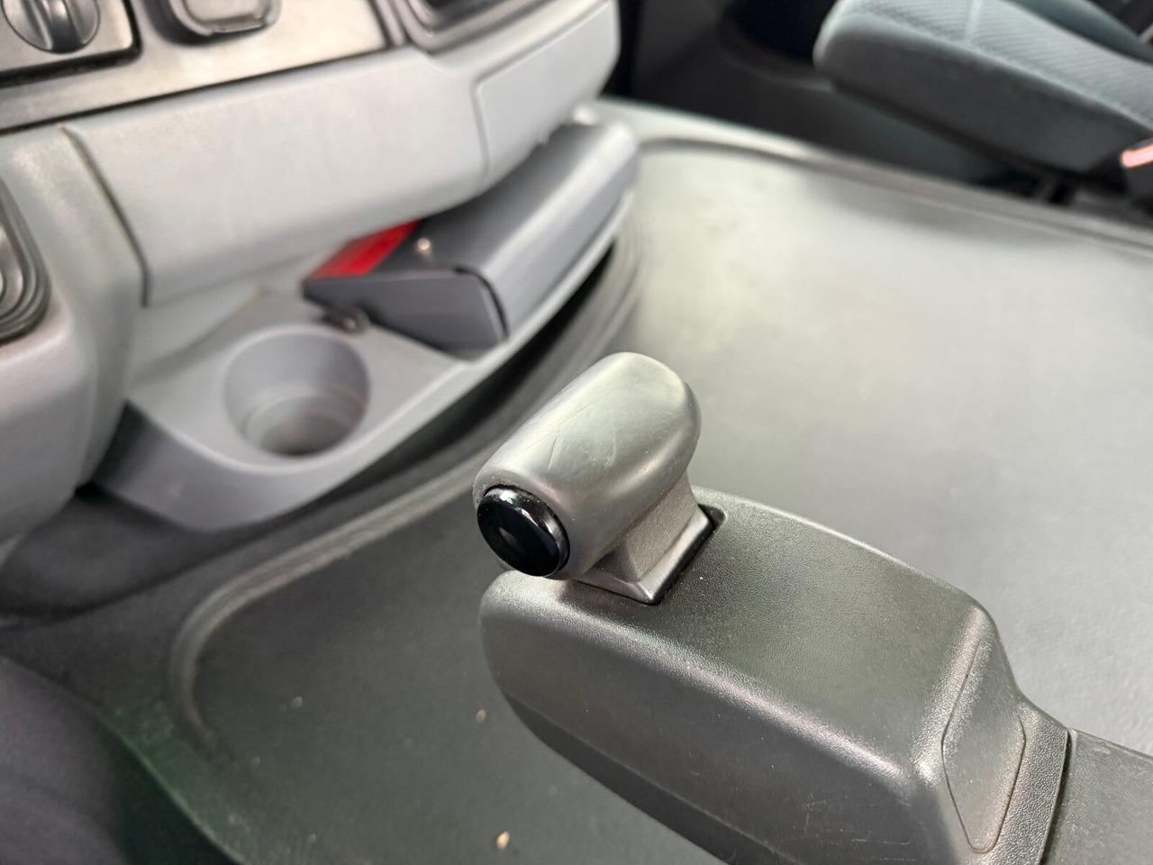 Mercedes-Benz Actros 2641 6x4 Actros 2641 6x4 - Kotalni prekucni tovornjak: slika 4 Mercedes-Benz Actros 2641 6x4 Actros 2641 6x4 - Kotalni prekucni tovornjak: slika 4