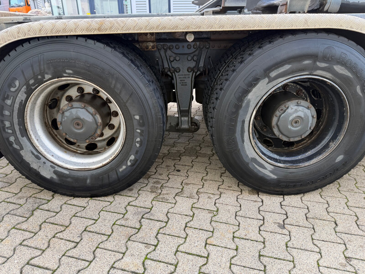 Mercedes-Benz Actros 2644 L 6x4 Actros 2644 L 6x4 - Tovornjak-šasija: slika 5 Mercedes-Benz Actros 2644 L 6x4 Actros 2644 L 6x4 - Tovornjak-šasija: slika 5