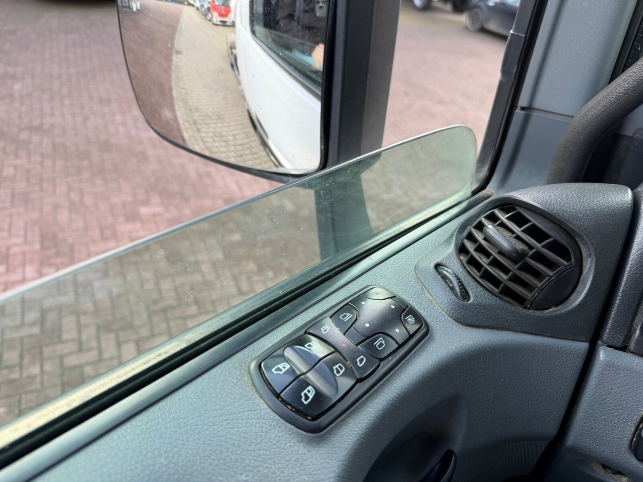 Mercedes-Benz Actros 2644 L 6x4 Actros 2644 L 6x4 - Tovornjak-šasija: slika 2 Mercedes-Benz Actros 2644 L 6x4 Actros 2644 L 6x4 - Tovornjak-šasija: slika 2