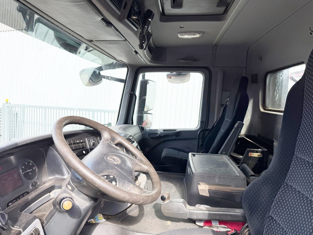 Mercedes-Benz Actros 2646 K 6x4 Actros 2646 K 6x4, Retarder, Bordmatik - Tovornjak prekucnik: slika 4 Mercedes-Benz Actros 2646 K 6x4 Actros 2646 K 6x4, Retarder, Bordmatik - Tovornjak prekucnik: slika 4