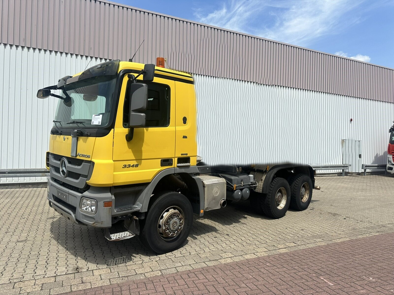 Mercedes-Benz Actros 3348 AK 6x6 Actros 3348 AK 6x6 - Tovornjak-šasija: slika 1 Mercedes-Benz Actros 3348 AK 6x6 Actros 3348 AK 6x6 - Tovornjak-šasija: slika 1
