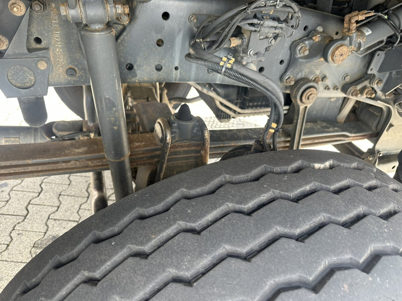 Mercedes-Benz Actros 3348 AK 6x6 Actros 3348 AK 6x6, Bordmatik links - Tovornjak prekucnik: slika 3 Mercedes-Benz Actros 3348 AK 6x6 Actros 3348 AK 6x6, Bordmatik links - Tovornjak prekucnik: slika 3