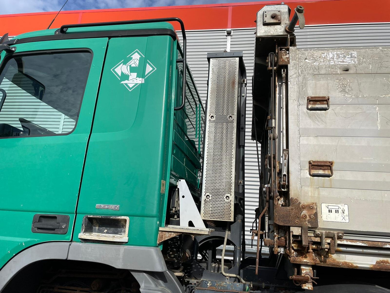 Mercedes-Benz Actros MP III 3544/8x4/4 Actros MP III 3544/8x4/4, 3 Pedale - Tovornjak prekucnik: slika 5 Mercedes-Benz Actros MP III 3544/8x4/4 Actros MP III 3544/8x4/4, 3 Pedale - Tovornjak prekucnik: slika 5