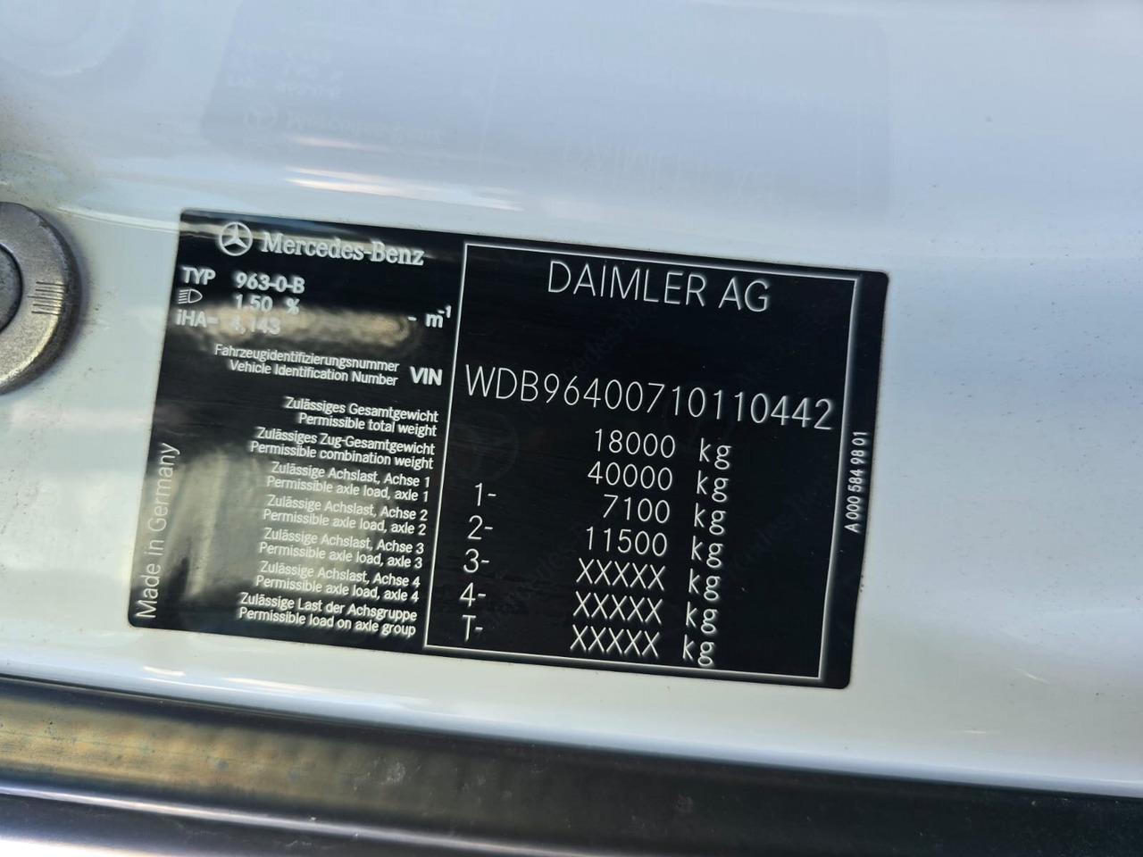 Mercedes-Benz Arocs 1827/30 A 4x4 Arocs 1827/30 A 4x4, mehrfach vorhanden! - Tovornjak-šasija: slika 4 Mercedes-Benz Arocs 1827/30 A 4x4 Arocs 1827/30 A 4x4, mehrfach vorhanden! - Tovornjak-šasija: slika 4