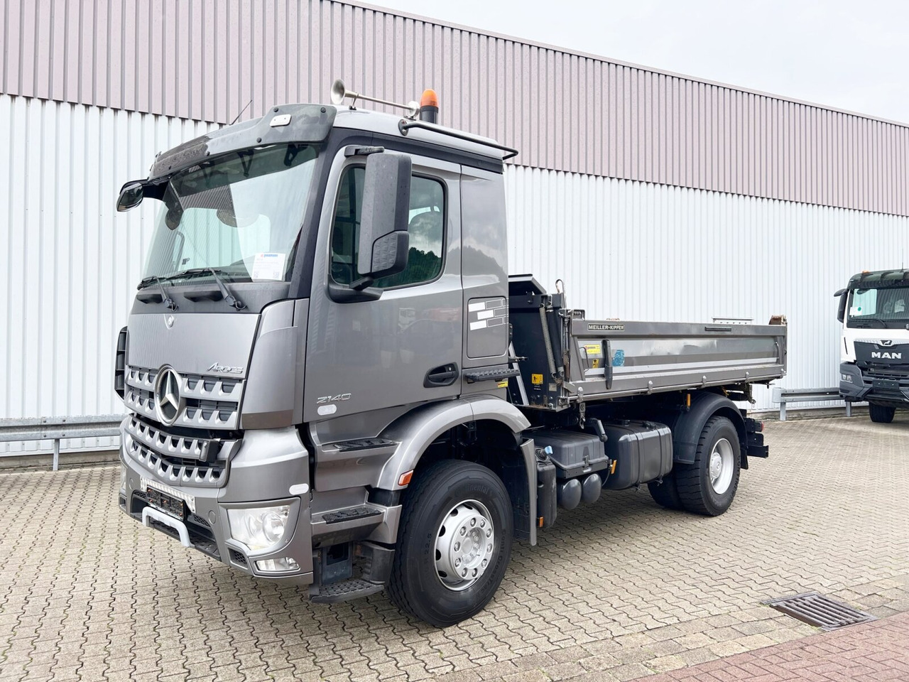 Tovornjak prekucnik Mercedes-Benz Arocs 1840 K 4x2 Arocs 1840 K 4x2: slika 7