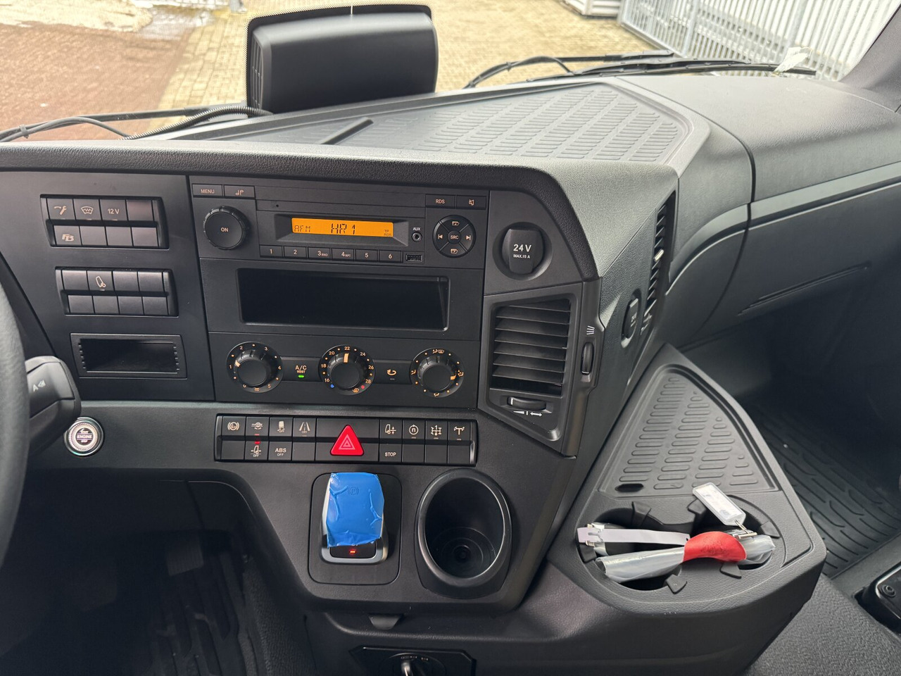 Mercedes-Benz Arocs 2651 L 6x6 Arocs 2651 L 6x6, HydroDrive, MirrorCam, Massage-Sitz, Motorabtrieb - Kotalni prekucni tovornjak: slika 2 Mercedes-Benz Arocs 2651 L 6x6 Arocs 2651 L 6x6, HydroDrive, MirrorCam, Massage-Sitz, Motorabtrieb - Kotalni prekucni tovornjak: slika 2