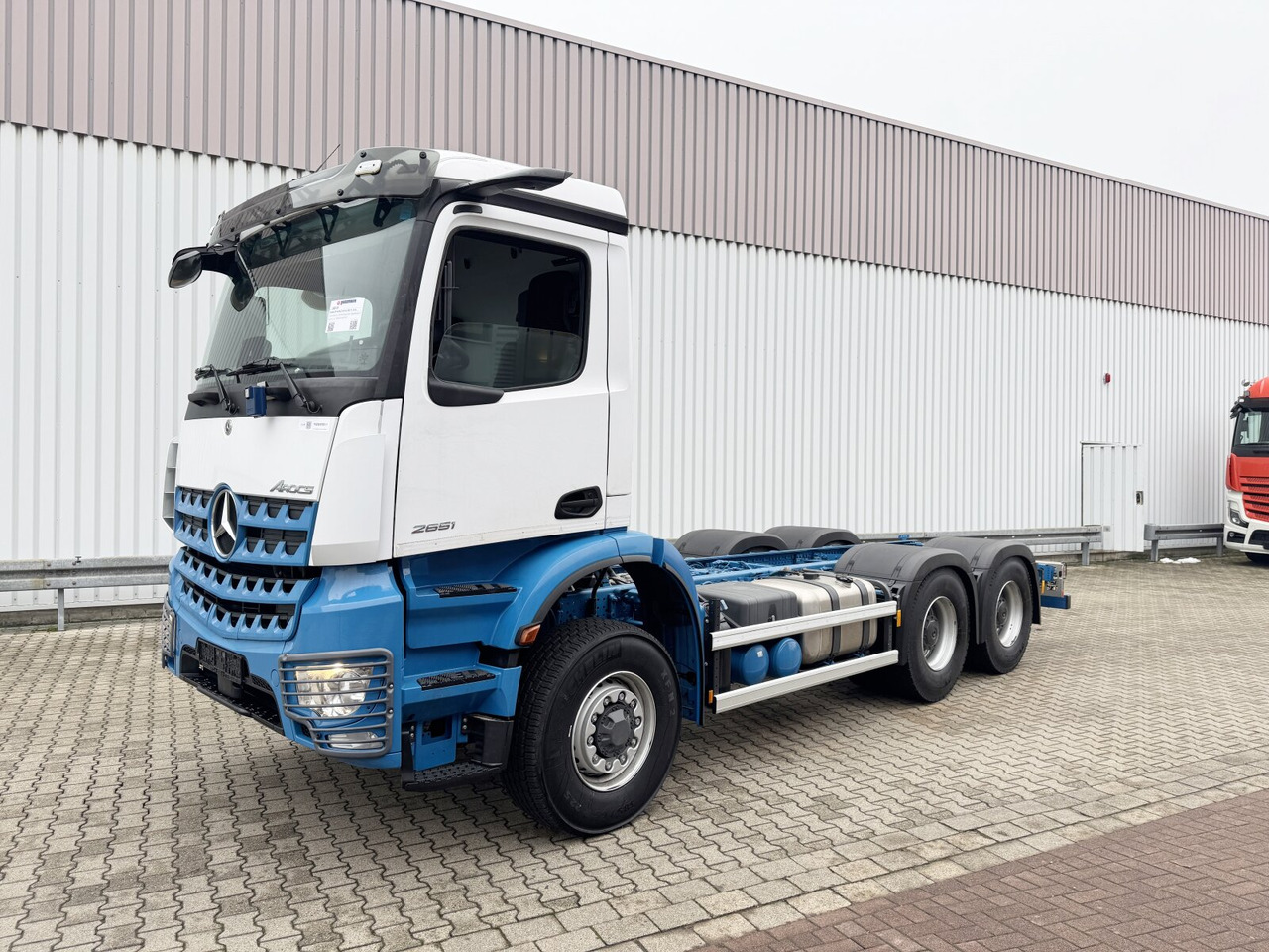 Mercedes-Benz Arocs 2651 L 6x6 Arocs 2651 L 6x6, HydroDrive, MirrorCam, Massage-Sitz, Motorabtrieb - Tovornjak-šasija: slika 1 Mercedes-Benz Arocs 2651 L 6x6 Arocs 2651 L 6x6, HydroDrive, MirrorCam, Massage-Sitz, Motorabtrieb - Tovornjak-šasija: slika 1