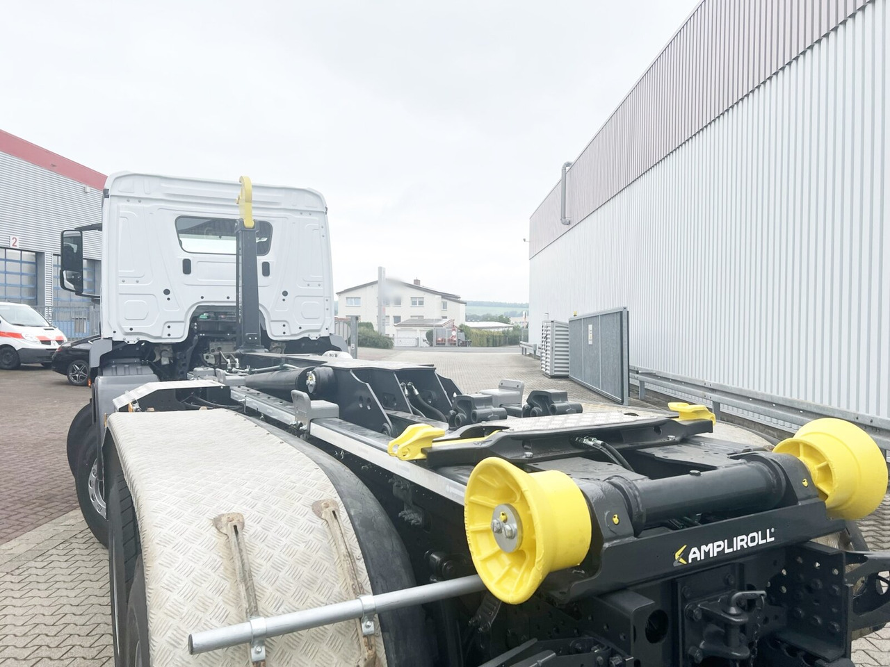 Nov Kotalni prekucni tovornjak Mercedes-Benz Arocs 3240 8x4 Arocs 3240 8x4/42: slika 13