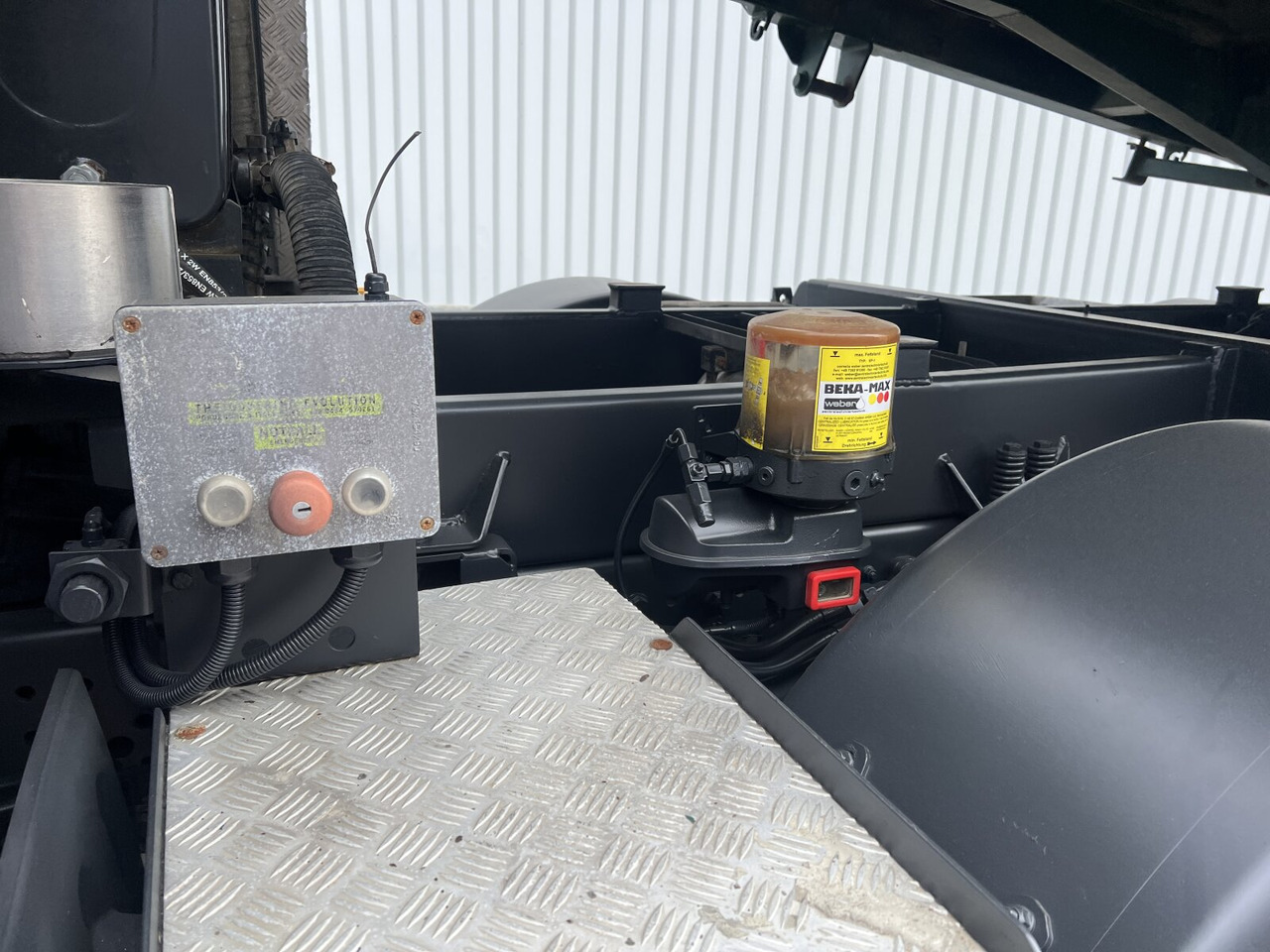 Mercedes-Benz Arocs 3243 K 8x4 Arocs 3243 K 8x4, Ressenig Thermo Alukipper 3-S - Tovornjak prekucnik: slika 2 Mercedes-Benz Arocs 3243 K 8x4 Arocs 3243 K 8x4, Ressenig Thermo Alukipper 3-S - Tovornjak prekucnik: slika 2