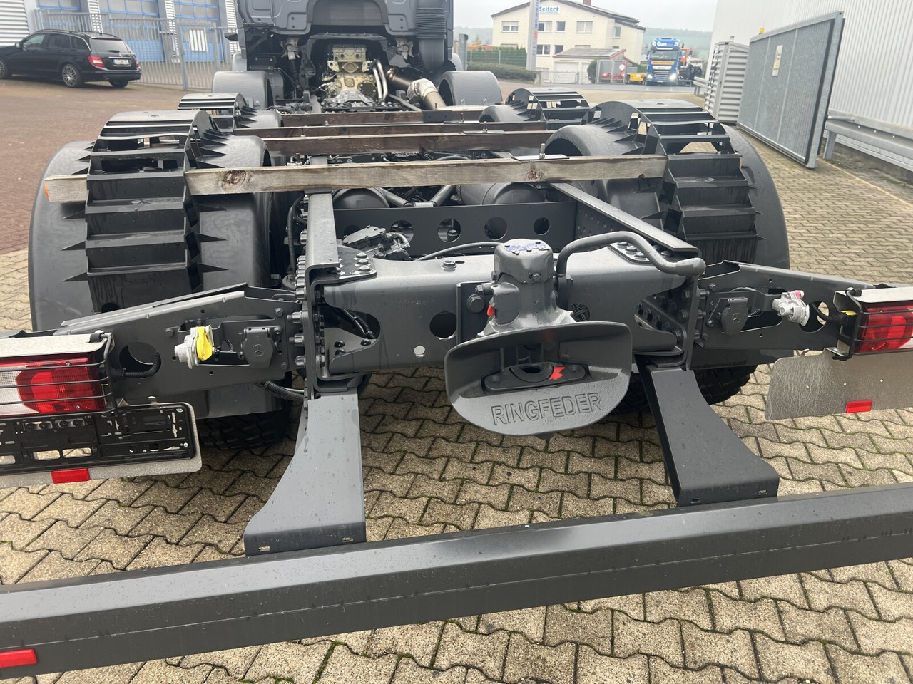 Mercedes-Benz Arocs 3251 L 8x4/4 Arocs 3251 L 8x4/4, Motorabtrieb - Kotalni prekucni tovornjak: slika 5 Mercedes-Benz Arocs 3251 L 8x4/4 Arocs 3251 L 8x4/4, Motorabtrieb - Kotalni prekucni tovornjak: slika 5
