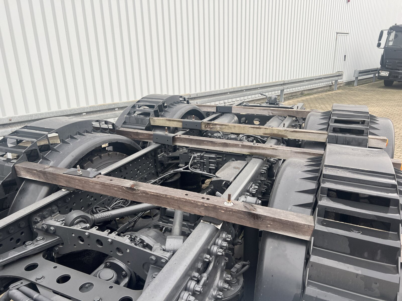Mercedes-Benz Arocs 3251 L 8x4/4 Arocs 3251 L 8x4/4, Motorabtrieb - Kotalni prekucni tovornjak: slika 4 Mercedes-Benz Arocs 3251 L 8x4/4 Arocs 3251 L 8x4/4, Motorabtrieb - Kotalni prekucni tovornjak: slika 4