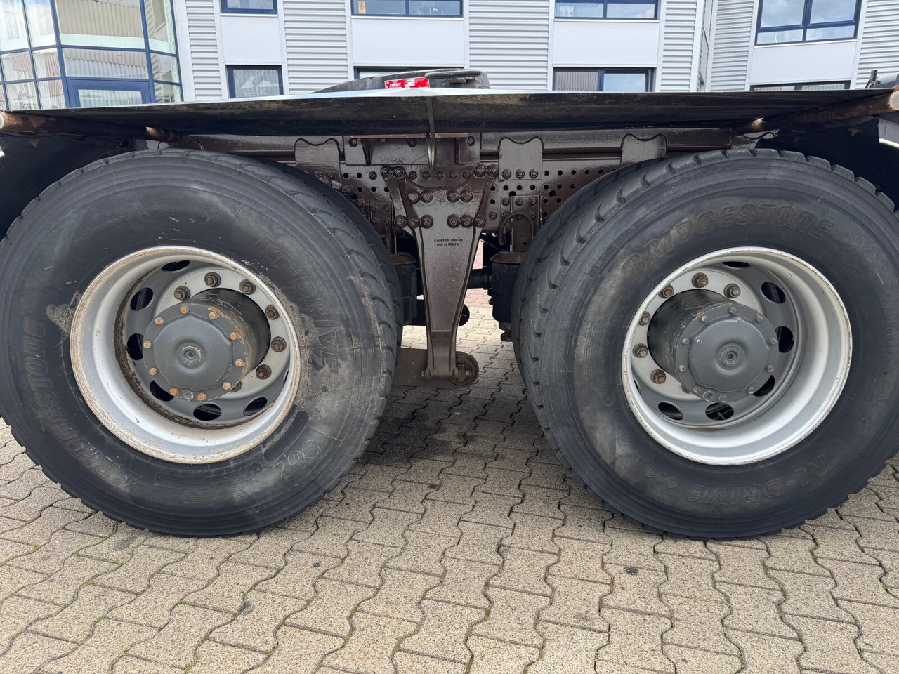 Mercedes-Benz Arocs 3351 LS 6x6 Arocs 3351 LS 6x6, Grounder, MirrorCam, Navi - Tovornjak-šasija: slika 3 Mercedes-Benz Arocs 3351 LS 6x6 Arocs 3351 LS 6x6, Grounder, MirrorCam, Navi - Tovornjak-šasija: slika 3