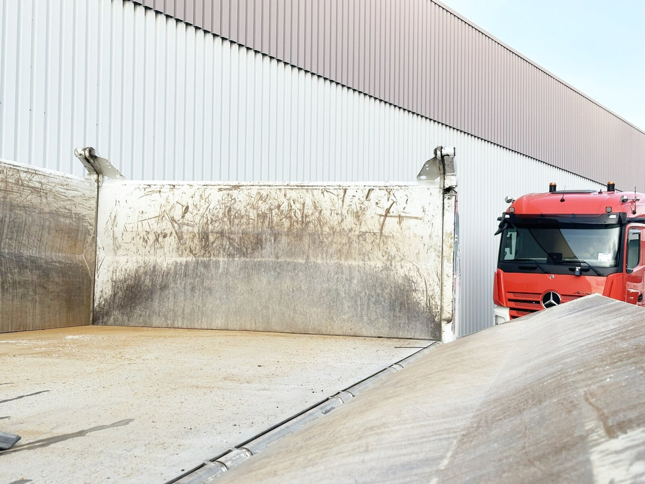 Mercedes-Benz Arocs 3445 K 8x4/4 Arocs 3445 K 8x4/4, Meiller Bordmatik links - Tovornjak prekucnik: slika 5 Mercedes-Benz Arocs 3445 K 8x4/4 Arocs 3445 K 8x4/4, Meiller Bordmatik links - Tovornjak prekucnik: slika 5