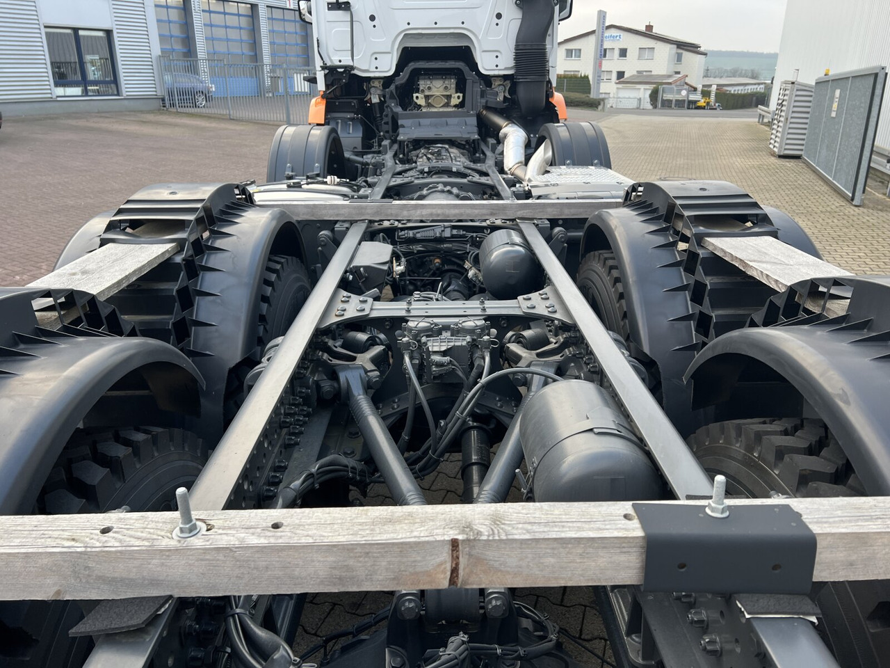 Mercedes-Benz Arocs 4151 AK 8x8/4 Arocs 4151 AK 8x8/4, Grounder - Tovornjak-šasija: slika 5 Mercedes-Benz Arocs 4151 AK 8x8/4 Arocs 4151 AK 8x8/4, Grounder - Tovornjak-šasija: slika 5