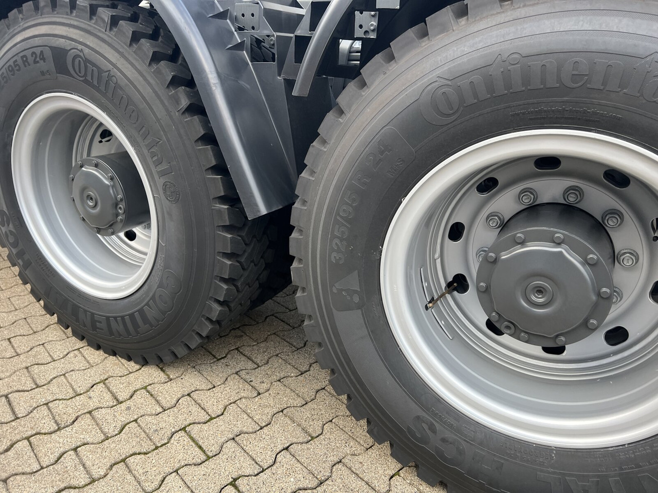 Mercedes-Benz Arocs 4151 AK 8x8/4 Arocs 4151 AK 8x8/4, Grounder - Kotalni prekucni tovornjak: slika 5 Mercedes-Benz Arocs 4151 AK 8x8/4 Arocs 4151 AK 8x8/4, Grounder - Kotalni prekucni tovornjak: slika 5