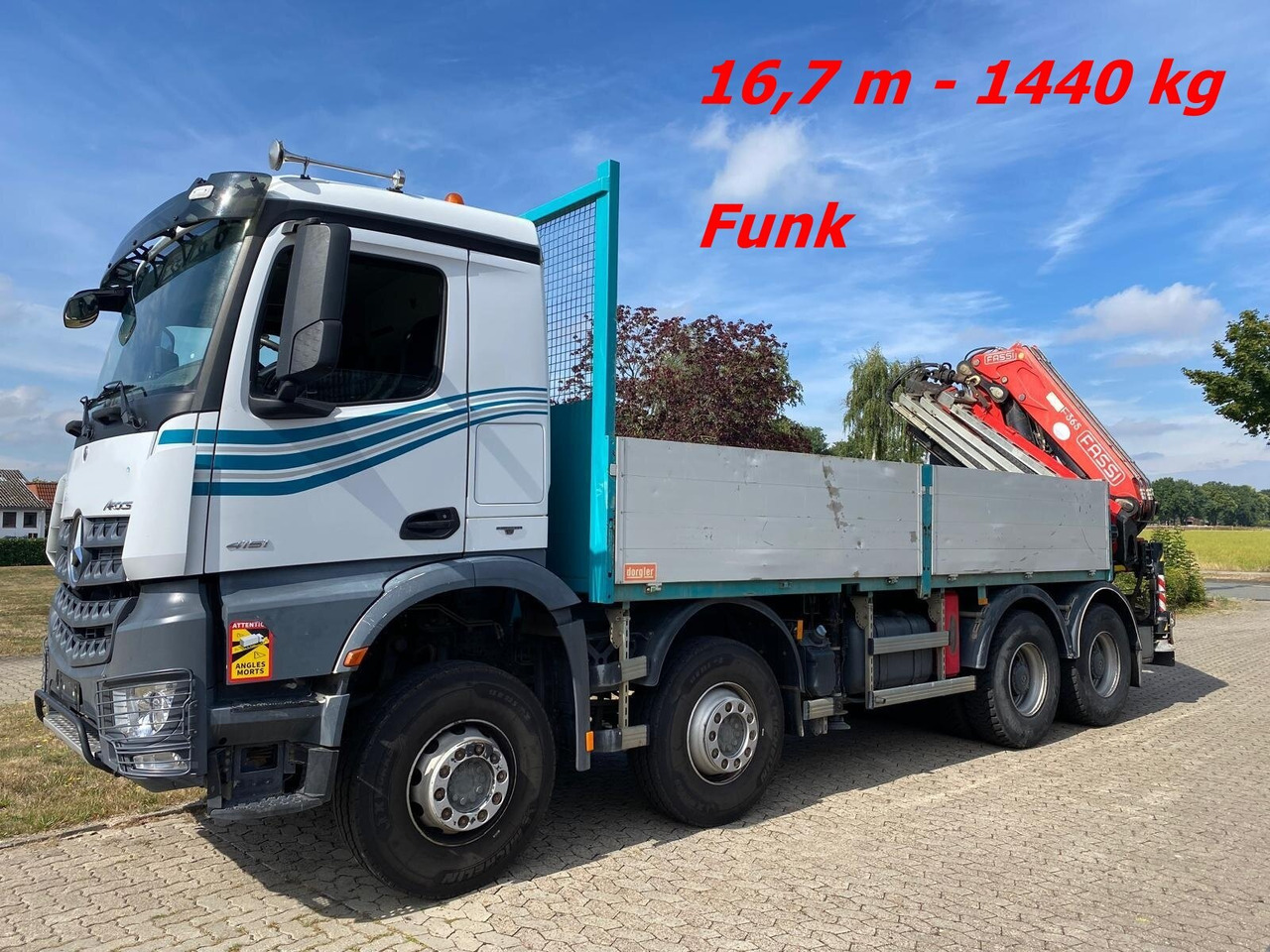 Mercedes-Benz Arocs 4151 K 8x4 Arocs 4151 K 8x4, Fassi Heckkran F 365 RA. 2.26 E Dynamic Funk - Tovornjak z dvigalom, Tovornjak s kesonom: slika 1 Mercedes-Benz Arocs 4151 K 8x4 Arocs 4151 K 8x4, Fassi Heckkran F 365 RA. 2.26 E Dynamic Funk - Tovornjak z dvigalom, Tovornjak s kesonom: slika 1
