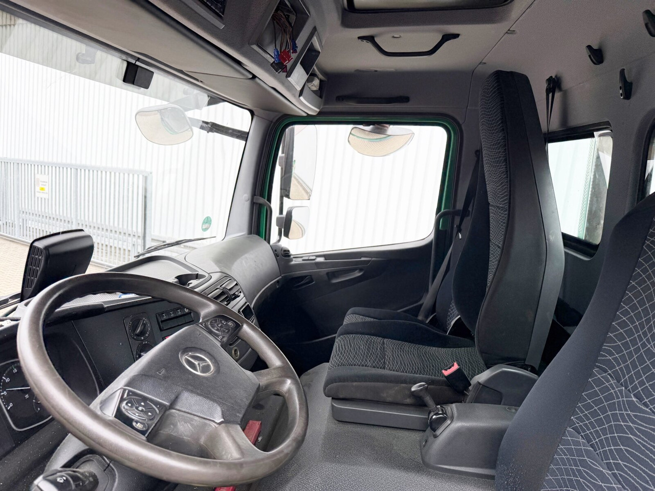 Mercedes-Benz Atego 1530 AK 4x4 Atego 1530 AK 4x4 - Tovornjak prekucnik: slika 3 Mercedes-Benz Atego 1530 AK 4x4 Atego 1530 AK 4x4 - Tovornjak prekucnik: slika 3