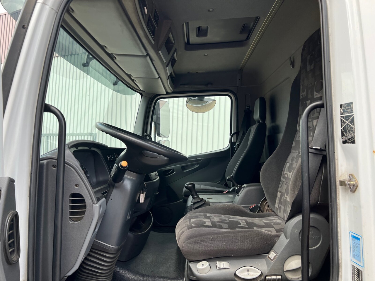 Mercedes-Benz Atego 818 L 4x2 Atego 818 L 4x2 mit LBW BÄR - Tovornjak s ponjavo: slika 3 Mercedes-Benz Atego 818 L 4x2 Atego 818 L 4x2 mit LBW BÄR - Tovornjak s ponjavo: slika 3