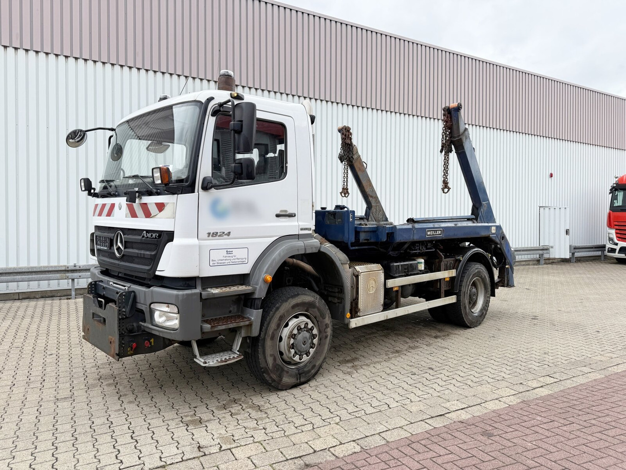 Komunalni tovornjak Mercedes-Benz Axor 1824 AK 4x4 Axor 1824 AK 4x4, Tele-Absetzer, Winterdienstausstattung: slika 8
