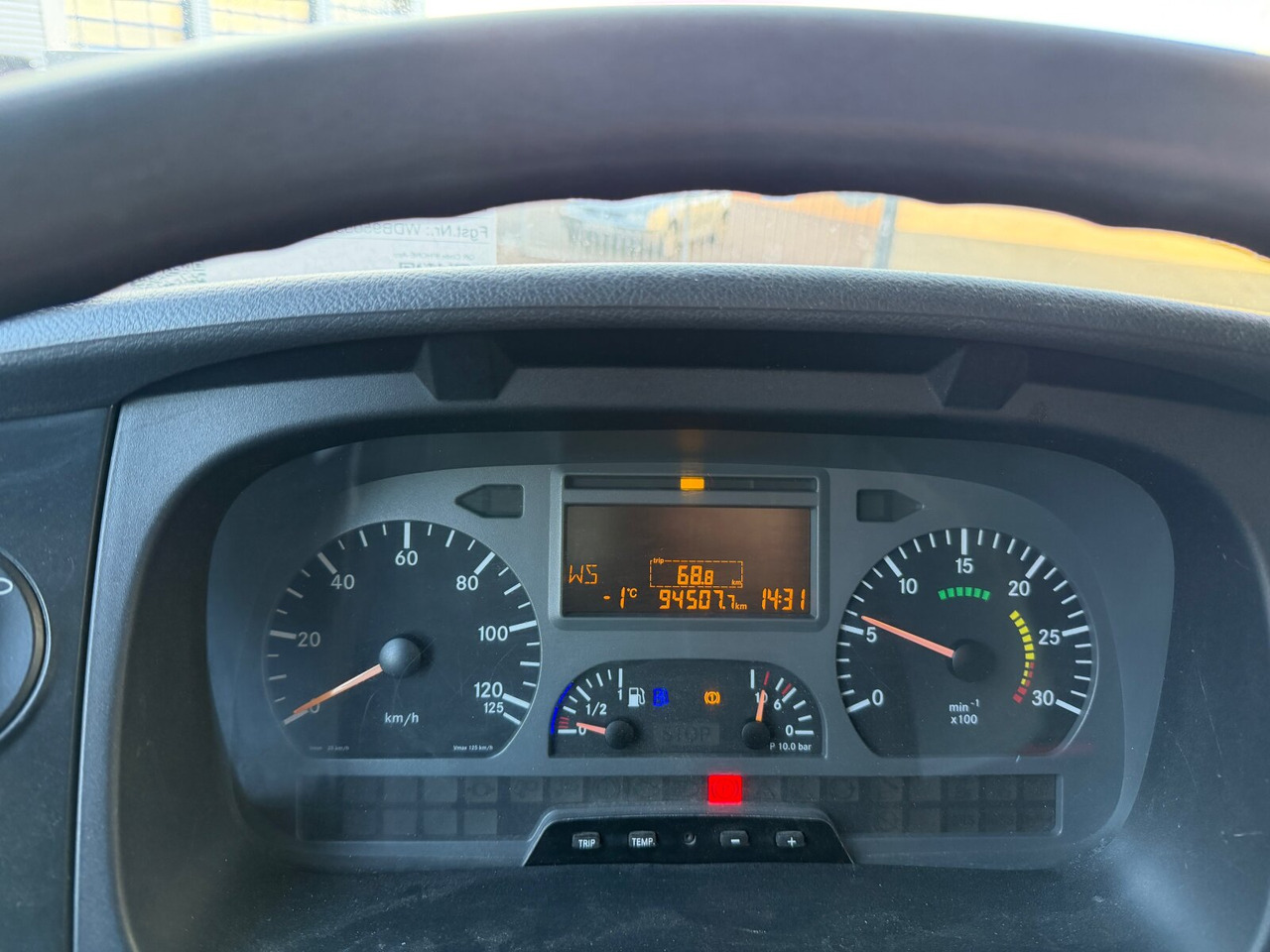 Mercedes-Benz Axor 1829 L 4x2 Axor 1829 L 4x2, 6-Sitzer - Tovornjak s kesonom: slika 2 Mercedes-Benz Axor 1829 L 4x2 Axor 1829 L 4x2, 6-Sitzer - Tovornjak s kesonom: slika 2