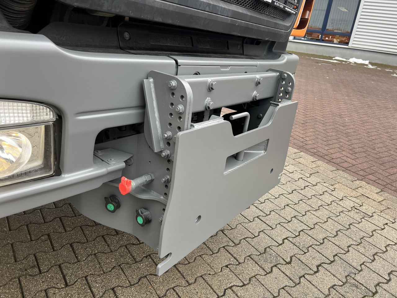 Mercedes-Benz Axor 1833 AK 4x4 Axor 1833 AK 4x4, Winterdienstausstattung - Tovornjak prekucnik: slika 4 Mercedes-Benz Axor 1833 AK 4x4 Axor 1833 AK 4x4, Winterdienstausstattung - Tovornjak prekucnik: slika 4