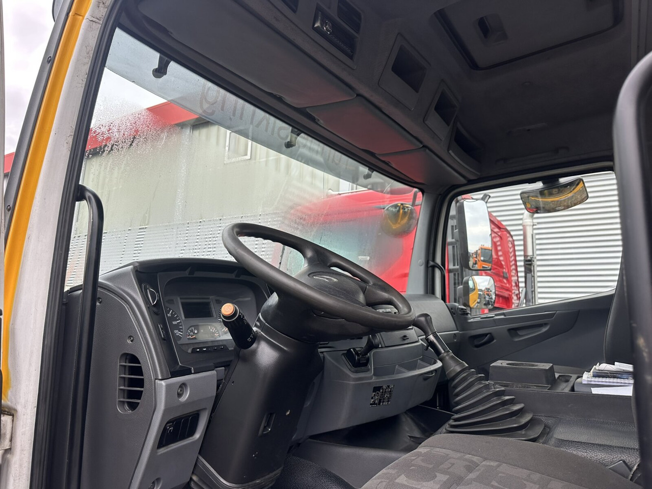 Mercedes-Benz Axor 2629 K 6x4 Axor 2629 K 6x4, PTO, Steel, Manual, 6-Zylinder - Tovornjak-šasija: slika 4 Mercedes-Benz Axor 2629 K 6x4 Axor 2629 K 6x4, PTO, Steel, Manual, 6-Zylinder - Tovornjak-šasija: slika 4