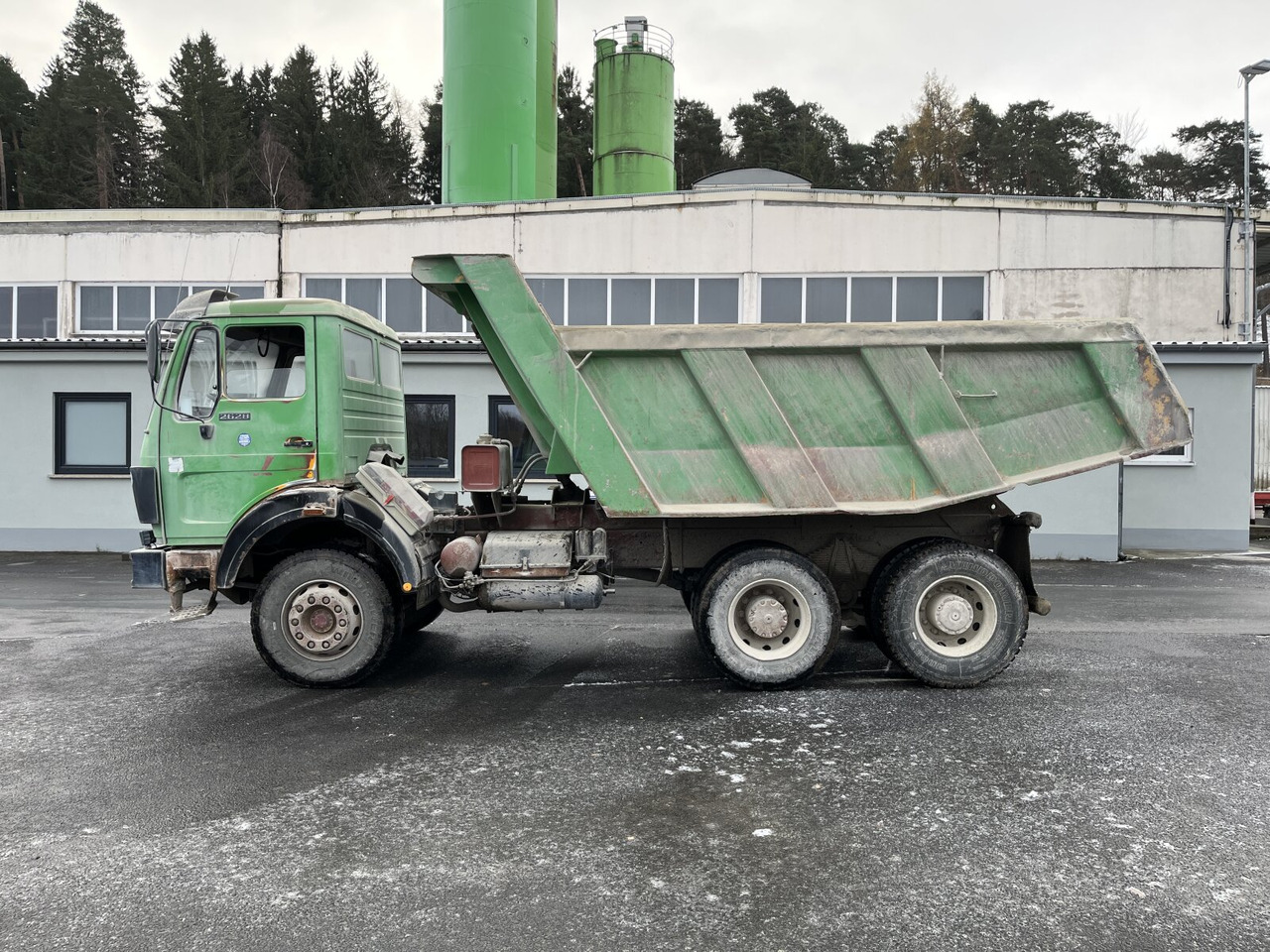 Mercedes-Benz NG 2628 K 6x4 NG 2628 K 6x4, V8, MEILLER Stahlmulde ca. 10³ - Demper: slika 1 Mercedes-Benz NG 2628 K 6x4 NG 2628 K 6x4, V8, MEILLER Stahlmulde ca. 10³ - Demper: slika 1