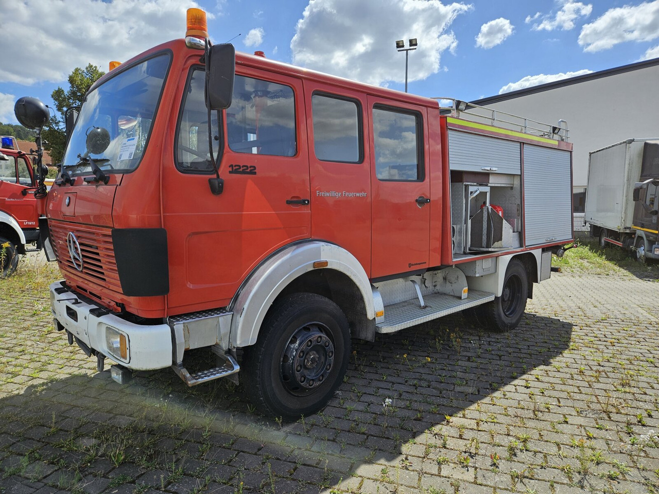 Mercedes-Benz SK 1222 AF 4x4 Doka SK 1222 AF 4x4 Doka, TLF16/25 - Reševalno vozilo: slika 1 Mercedes-Benz SK 1222 AF 4x4 Doka SK 1222 AF 4x4 Doka, TLF16/25 - Reševalno vozilo: slika 1