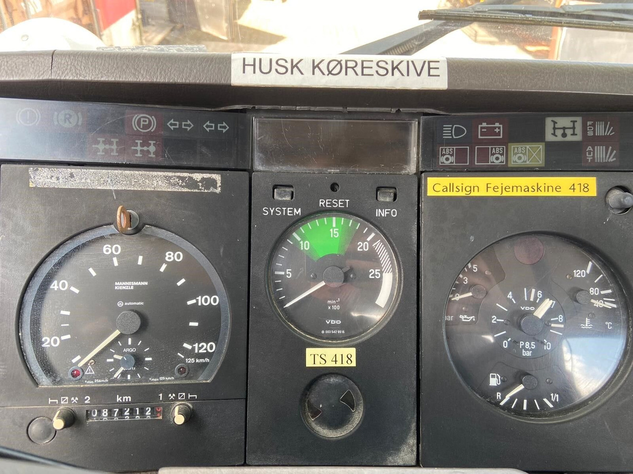 Mercedes-Benz SK II 2631 6x4 SK II 2631 6x4, Winterdienstausstattung - Tovornjak-šasija: slika 4 Mercedes-Benz SK II 2631 6x4 SK II 2631 6x4, Winterdienstausstattung - Tovornjak-šasija: slika 4