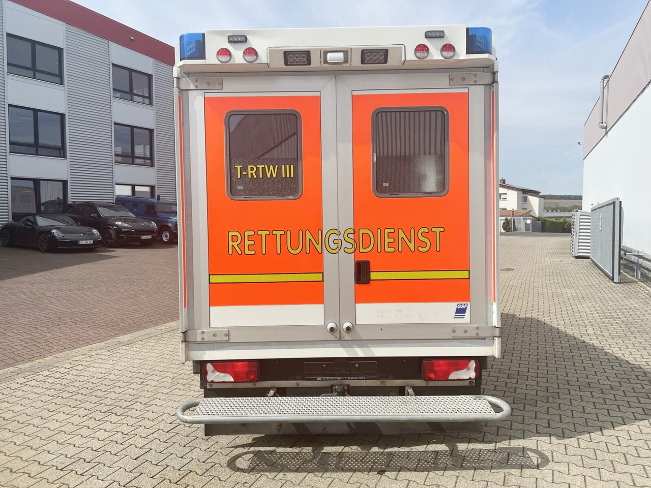 Reševalno vozilo Mercedes-Benz Sprinter 516 CDI 4x2 Sprinter 516 CDI 4x2, Rettungswagen, Bi-Xenon: slika 12