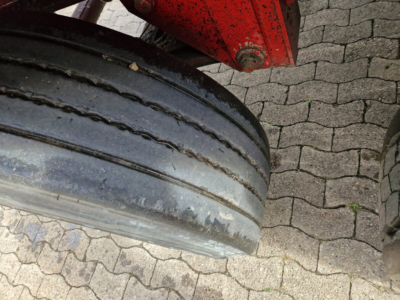 Meierling MSK 24 MSK 24 Voll-Alu Iso-Kastenmulde, ca. 25m³, 2x vorhanden - Polprikolica: slika 3 Meierling MSK 24 MSK 24 Voll-Alu Iso-Kastenmulde, ca. 25m³, 2x vorhanden - Polprikolica: slika 3