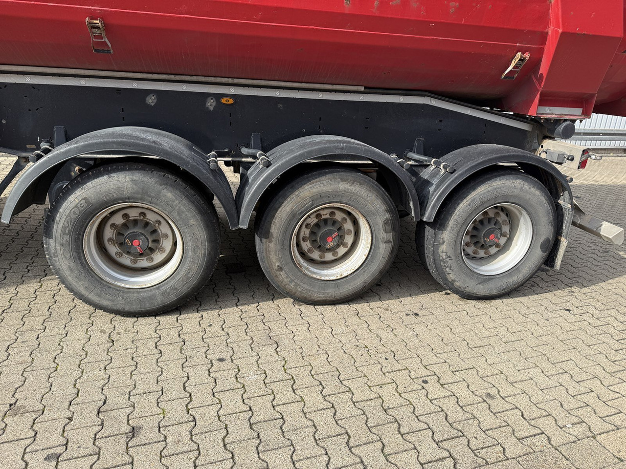 Schwarzmüller K-Serie Kippauflieger, Hardoxmulde ca. 24/26m³, Liftachse K-Serie Kippauflieger, Hardoxmulde ca. 24/26m³, Liftachse - Polprikolica: slika 2 Schwarzmüller K-Serie Kippauflieger, Hardoxmulde ca. 24/26m³, Liftachse K-Serie Kippauflieger, Hardoxmulde ca. 24/26m³, Liftachse - Polprikolica: slika 2
