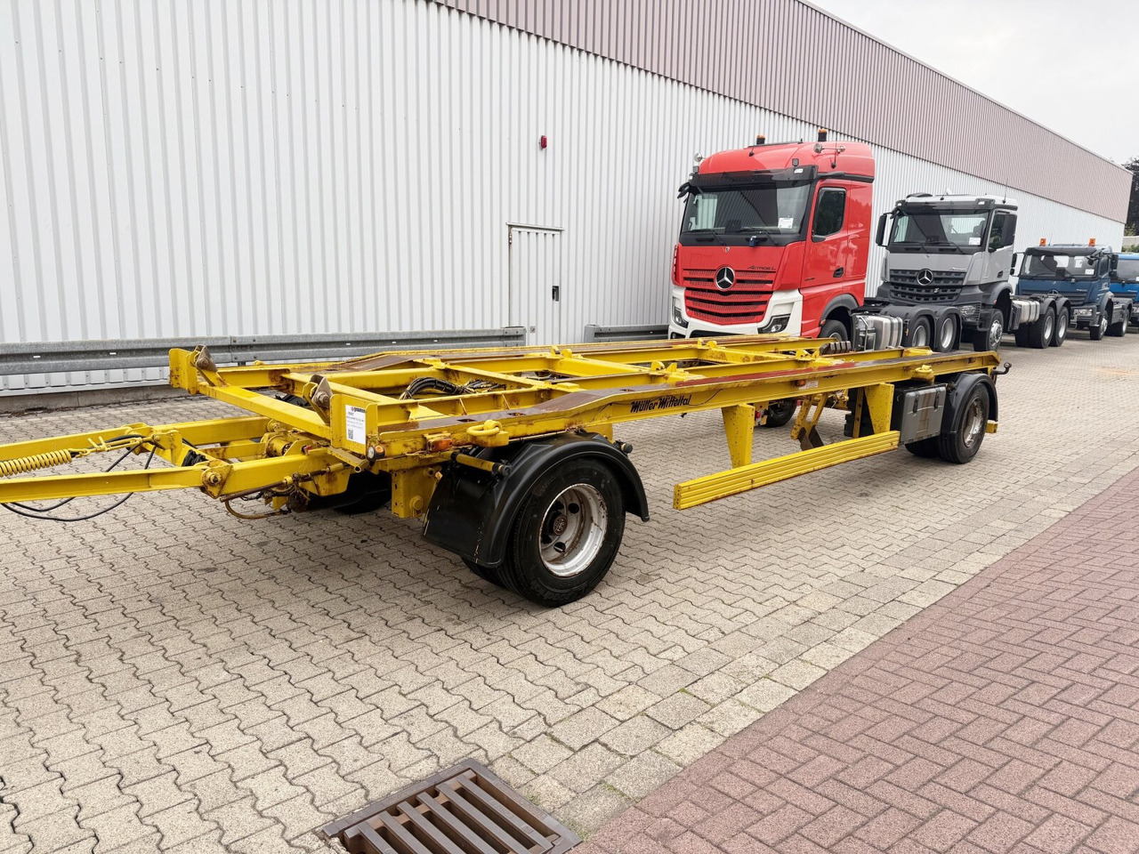 RA-T-Kombi 18,0 RA-T-Kombi 18,0 - Abrol/ Samonakladalec prikolica: slika 1 RA-T-Kombi 18,0 RA-T-Kombi 18,0 - Abrol/ Samonakladalec prikolica: slika 1