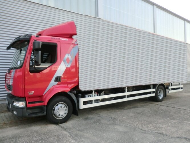 Renault Midlum 220 DXi 4x2 Chassi Länge 7,5 m - Tovornjak-šasija: slika 1 Renault Midlum 220 DXi 4x2 Chassi Länge 7,5 m - Tovornjak-šasija: slika 1