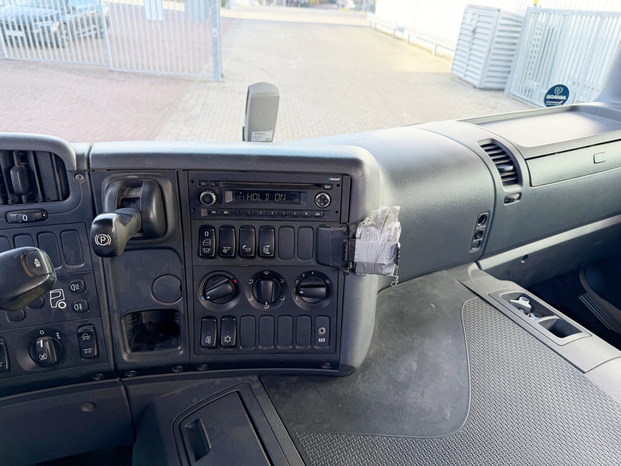 Scania P 320/400 6x2-4 P 320/400 6x2-4, Lenk-/Liftachse, Tele-Absetzanlage, Funk - Komunalni tovornjak: slika 5 Scania P 320/400 6x2-4 P 320/400 6x2-4, Lenk-/Liftachse, Tele-Absetzanlage, Funk - Komunalni tovornjak: slika 5