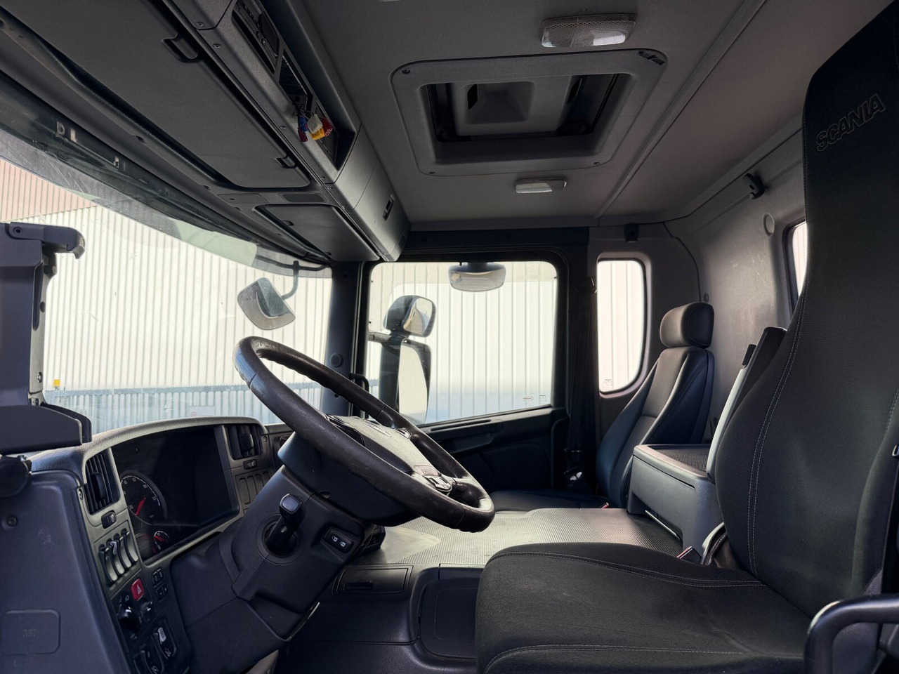 Scania P 320/400 6x2-4 P 320/400 6x2-4, Lenk-/Liftachse, Tele-Absetzanlage, Funk - Komunalni tovornjak: slika 3 Scania P 320/400 6x2-4 P 320/400 6x2-4, Lenk-/Liftachse, Tele-Absetzanlage, Funk - Komunalni tovornjak: slika 3