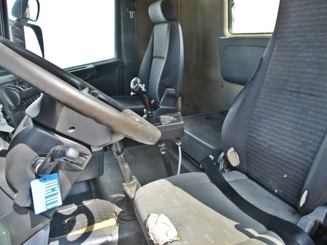 Scania R420 CB 8x4 MNZ R420 CB 8x4 MNZ, Retarder, Euro4 - Kotalni prekucni tovornjak: slika 5 Scania R420 CB 8x4 MNZ R420 CB 8x4 MNZ, Retarder, Euro4 - Kotalni prekucni tovornjak: slika 5