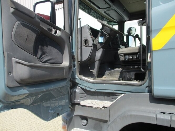 Scania R420 CB 8x4 MNZ R420 CB 8x4 MNZ, Retarder, Euro4 - Kotalni prekucni tovornjak: slika 3 Scania R420 CB 8x4 MNZ R420 CB 8x4 MNZ, Retarder, Euro4 - Kotalni prekucni tovornjak: slika 3